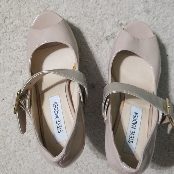 Nude heels - Picture 4 of 4